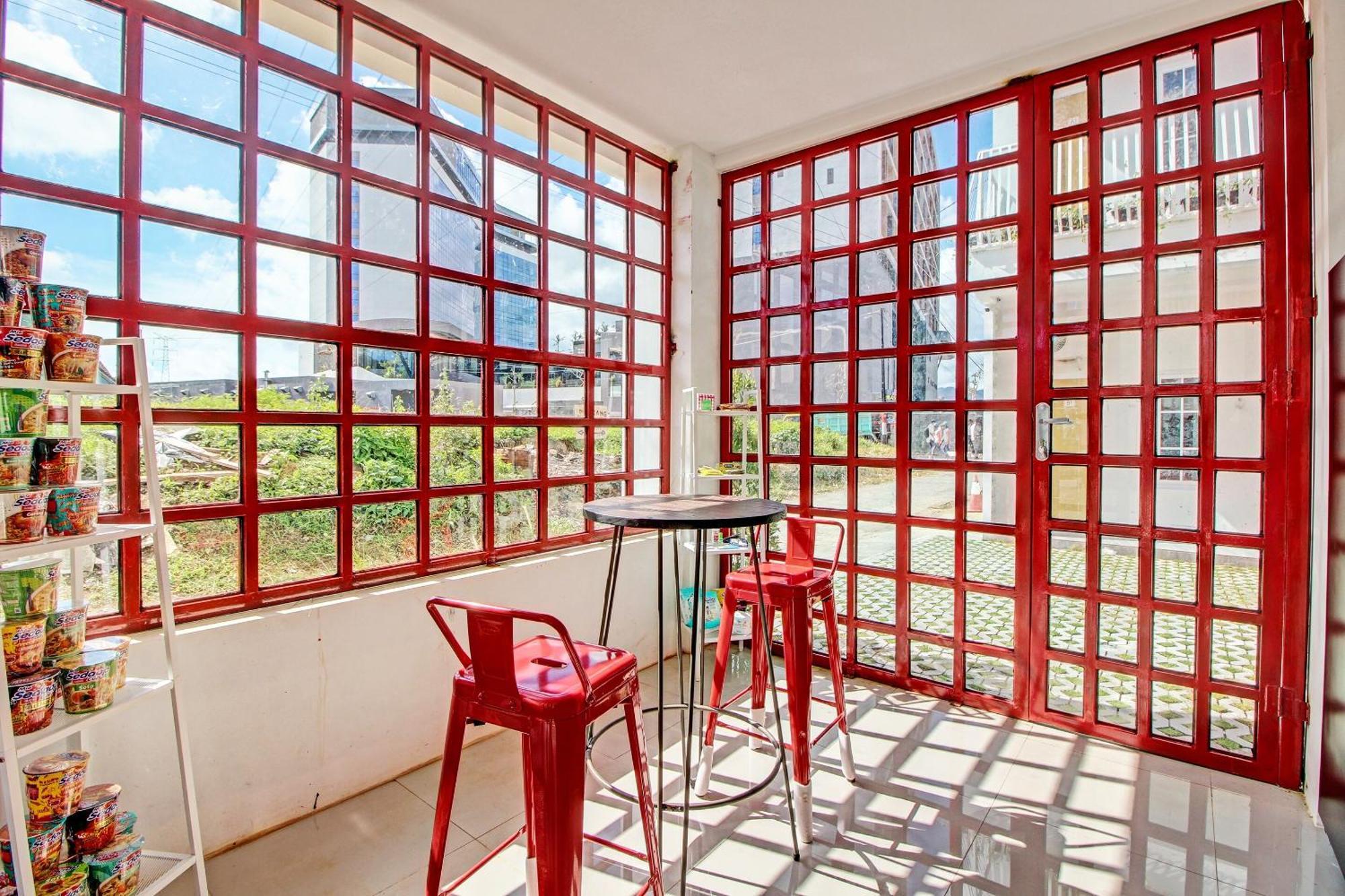 Super Oyo Collection O 92363 Kp Inn Temon Exterior foto